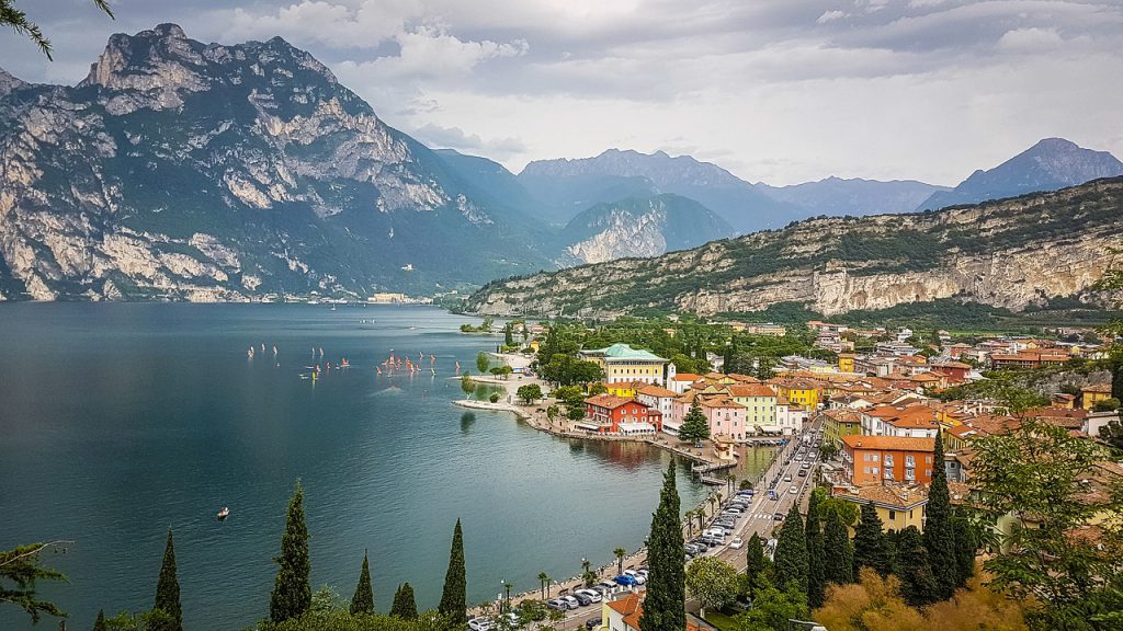 Les Plus Beaux Lacs D Italie Absolument Visiter Sixt Magazine