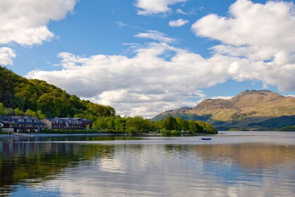 Bienvenue dans les Highlands au Loch Lomond ! -SIXT