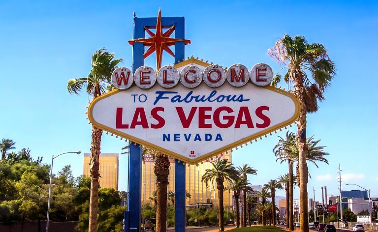 Les Piscines Et Les Plages Les Plus Incroyables De Las Vegas